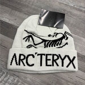 Arc’teryx White and Black Toque Beanie